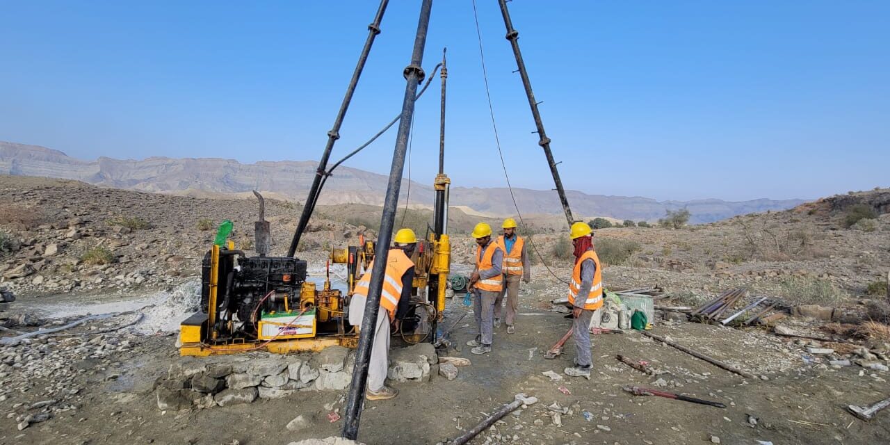 Drilling at DG Khan for Fauji Cement – GEOENGINEERS Drilling at DG Khan for Fauji Cement - GEOENGINEERS