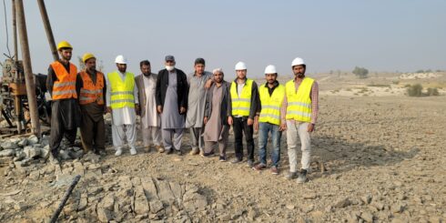 GEOENGINEERS Team Drilling at DG Khan